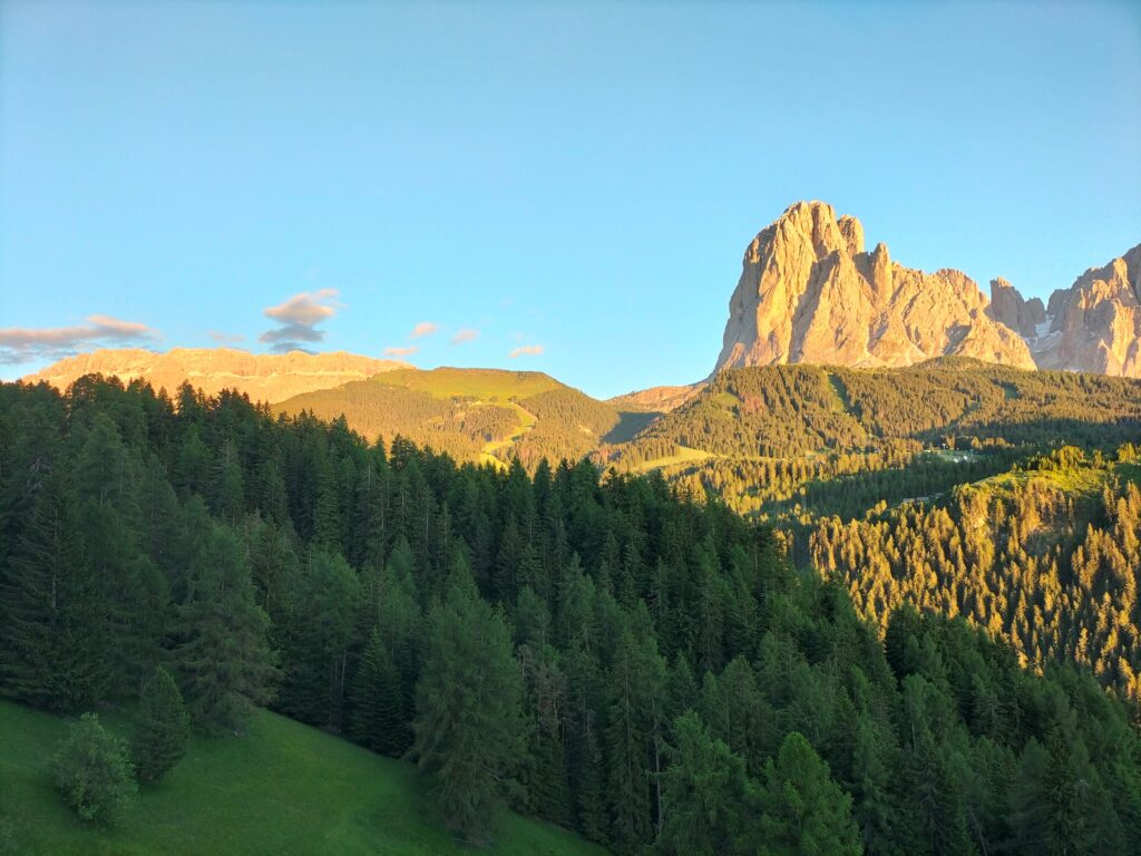 escursioni val gardena sassolungo e sella contesti paesaggistici unici